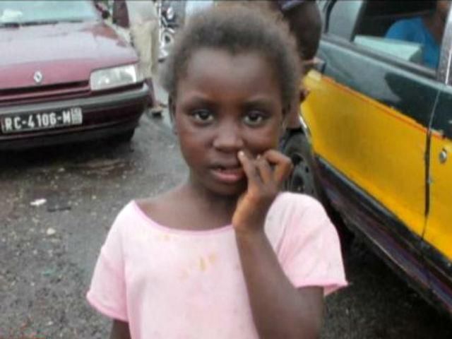 У Гвінеї ввели надзвичайний стан через поширення вірусу “Ебола” У Гвінеї ввели надзвичайний стан через поширення вірусу “Ебола”