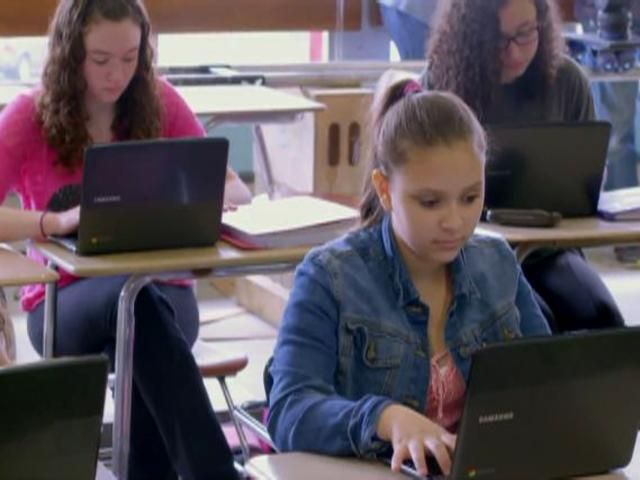 Google-класс для учителей и первый Android-шлем для мотоциклистов Google-класс для учителей и первый Android-шлем для мотоциклистов