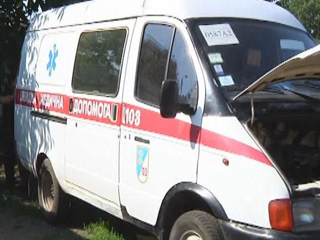 В Хмельницькому автомобільна санітарна рота погрузла в ремонтах В Хмельницькому автомобільна санітарна рота погрузла в ремонтах