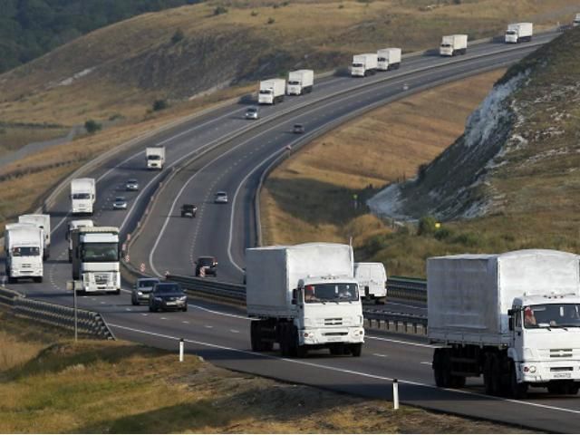 "Гуманітарну допомогу" з Росії супроводжує тисяча переодягнених військових, — СБУ