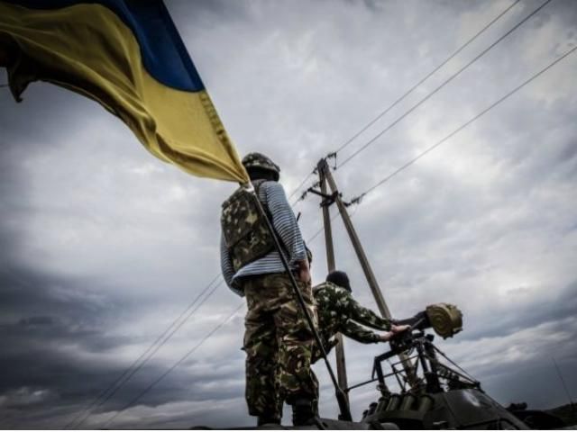 Боевики обстреляли позиции сил АТО возле поселка Земляное Боевики обстреляли позиции сил АТО возле поселка Земляное