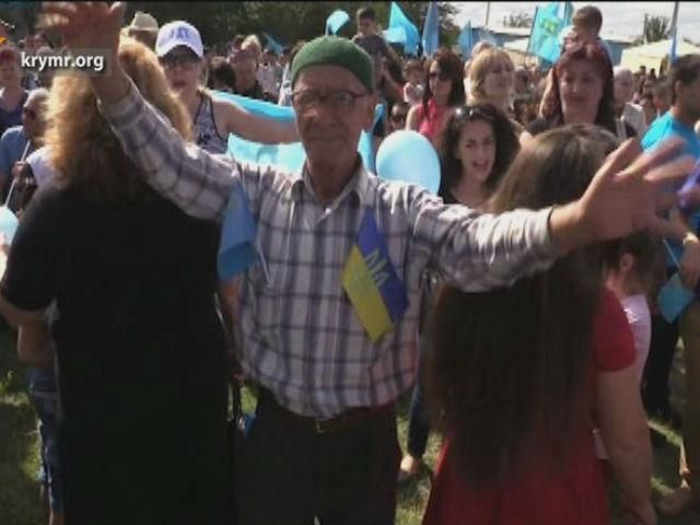 Спецпроект "Крым.Реалии". Как изменилась жизнь и что дальше ждет крымских татар? Спецпроект "Крым.Реалии". Как изменилась жизнь и что дальше ждет крымских татар?