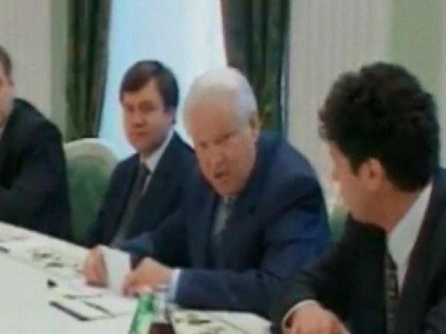 День в історії: 16 років тому влада Росії оголосила технічний дефолт День в історії: 16 років тому влада Росії оголосила технічний дефолт