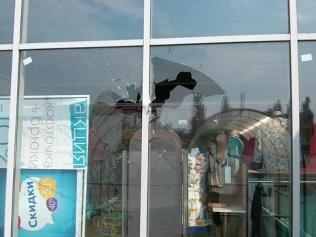 Утро в Донецке началось с залпов тяжелых орудий Утро в Донецке началось с залпов тяжелых орудий