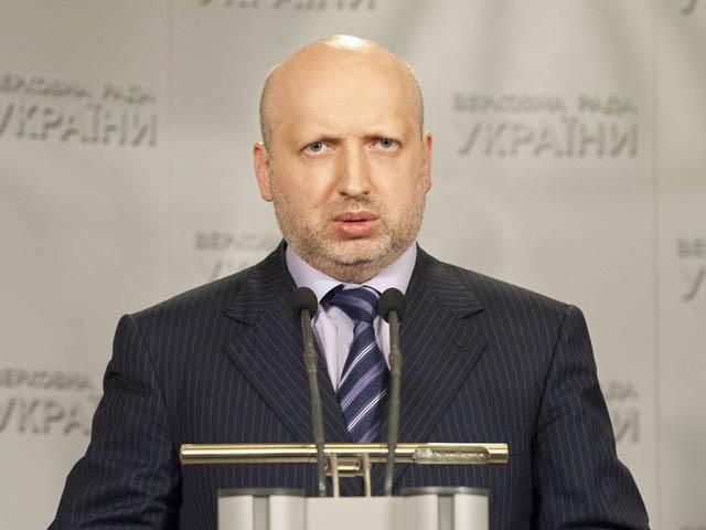 Це допомога смерті, — Турчинов про "гуманітарку" з РФ Це допомога смерті, — Турчинов про "гуманітарку" з РФ