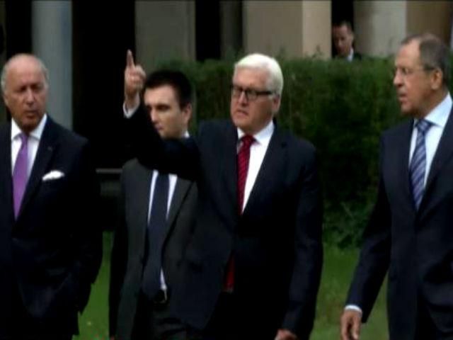 ОБСЄ оглянуть "гуманітарку" РФ, переговори у Берліні тривають, - події, що очікуються сьогодні ОБСЄ оглянуть "гуманітарку" РФ, переговори у Берліні тривають, - події, що очікуються сьогодні