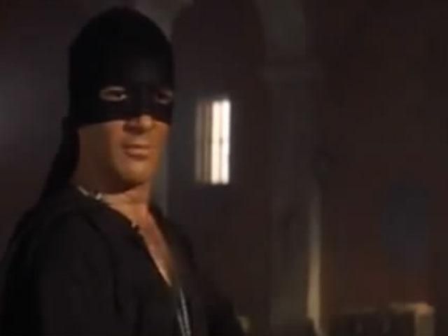 "Маска Зорро" – экранизация от режиссера "Бондианы" Мартина Кэмпбелла "Маска Зорро" – экранизация от режиссера "Бондианы" Мартина Кэмпбелла