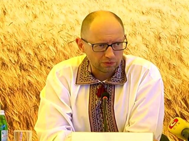 Найгучніші цитати 19 серпня: Чалий про переговори у Мінську, Яценюк про відновлення Донбасу