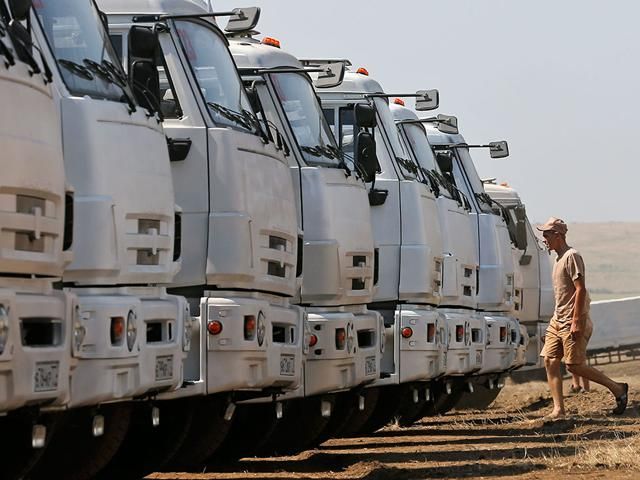 Червоний Хрест вивчає безпеку маршруту доставки "гуманітарки" з РФ Червоний Хрест вивчає безпеку маршруту доставки "гуманітарки" з РФ