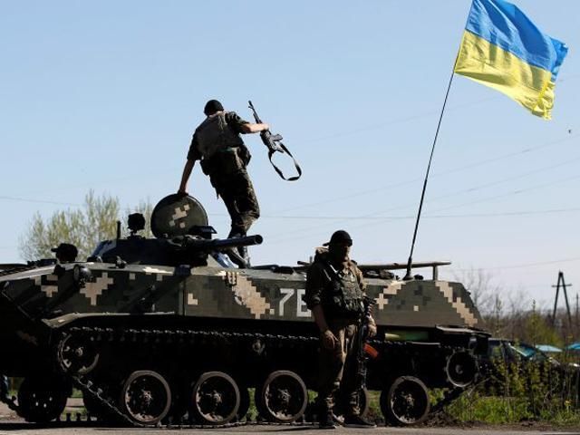 Украинские силовики уничтожили под Иловайском два "Града" террористов