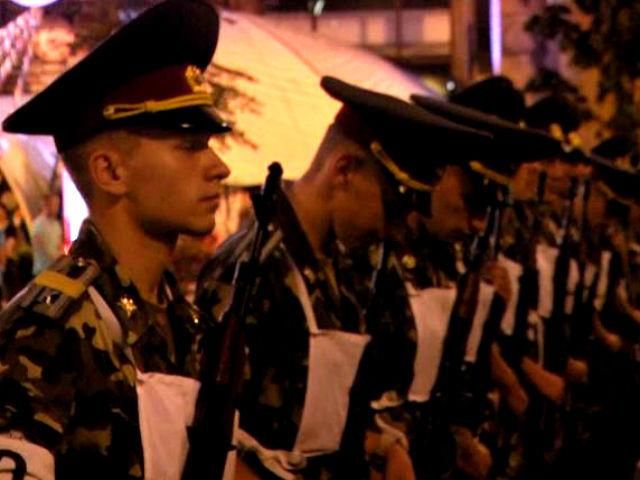 Киев готовится к параду: в центре столицы состоялась генеральная репетиция Киев готовится к параду: в центре столицы состоялась генеральная репетиция