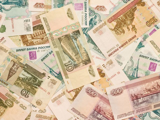 Європарламент хоче виключити рубль зі світового фінансового обороту Європарламент хоче виключити рубль зі світового фінансового обороту