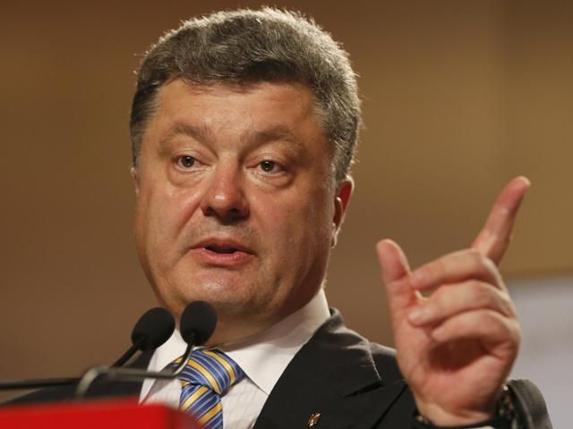 Порошенко розширив права прокурорів в зоні АТО