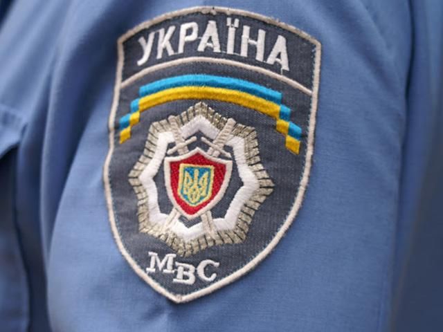 Підполковника столичної міліції спіймали на хабарі у 28 тисяч доларів