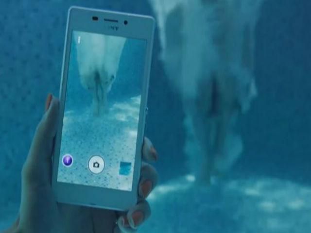 Компанія Sony випустила водонепроникний смартфон