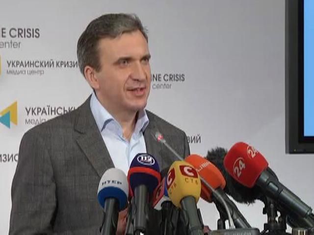 Хроніка 21 серпня: Шеремета про бізнес, Порошенко у Миколаєві, синьо-жовтий будинок Хроніка 21 серпня: Шеремета про бізнес, Порошенко у Миколаєві, синьо-жовтий будинок