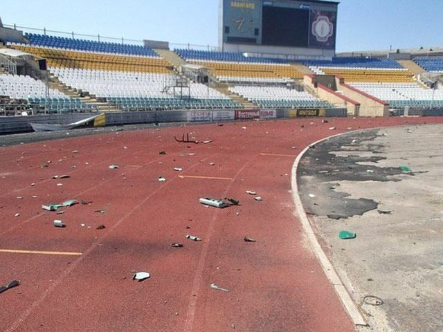 В Луганске под обстрел попал стадион