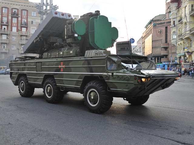 На День Незалежності в Києві покажуть "Гради", БТРи та Хамери На День Незалежності в Києві покажуть "Гради", БТРи та Хамери