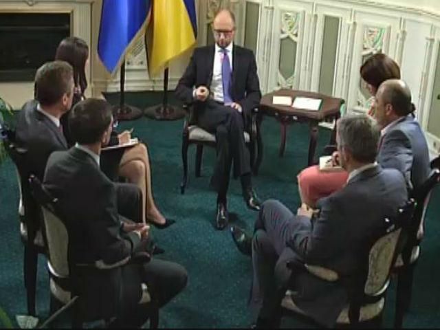 Украина пока не способна обойтись без российского газа, — Яценюк Украина пока не способна обойтись без российского газа, — Яценюк