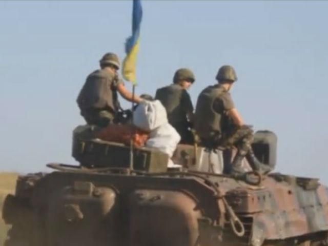 Силы АТО продолжают бои за освобождение украинских городов от террористов