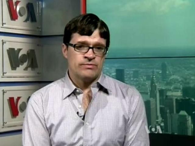 Якщо РФ продовжуватиме наступ, то США та ЄС направлять в Україну озброєння, — політолог Якщо РФ продовжуватиме наступ, то США та ЄС направлять в Україну озброєння, — політолог