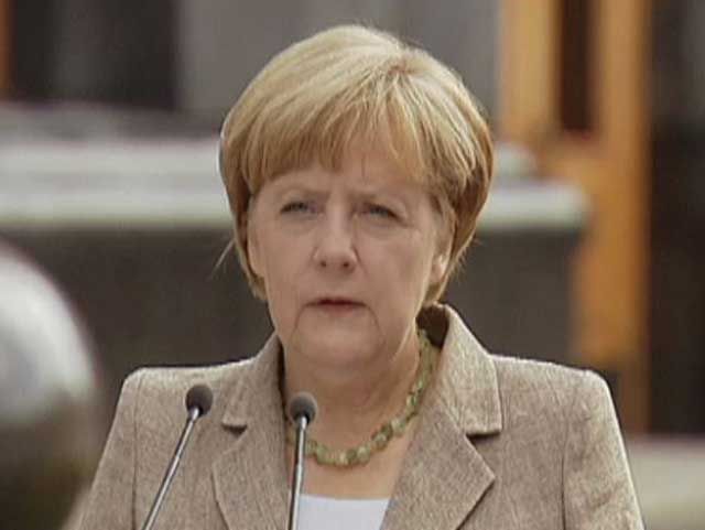 З відкритим кордоном про переговори не може бути й мови, — Меркель