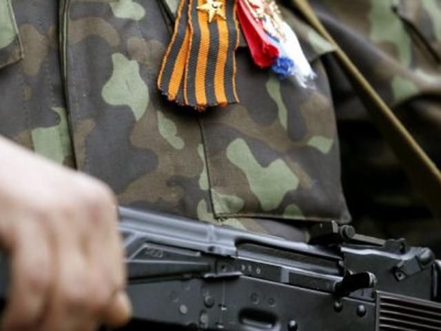 Терористи продовжують обстрілювати позиції сил АТО Терористи продовжують обстрілювати позиції сил АТО