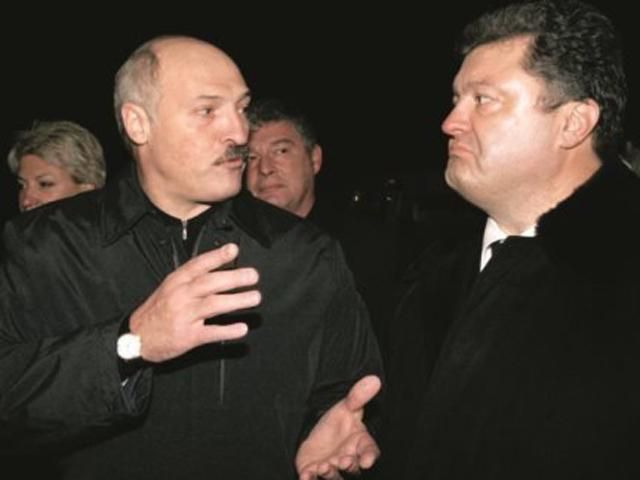 Лукашенко поздравил Порошенко с Днем Независимости Украины Лукашенко поздравил Порошенко с Днем Независимости Украины