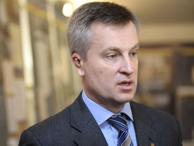 Наливайченко каже, що Україна не постачає зброї росіянам Наливайченко каже, що Україна не постачає зброї росіянам