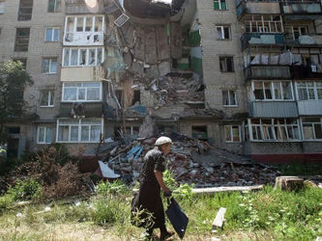 Утро в Донецке началось с залпов тяжелых орудий, — горсовет Утро в Донецке началось с залпов тяжелых орудий, — горсовет