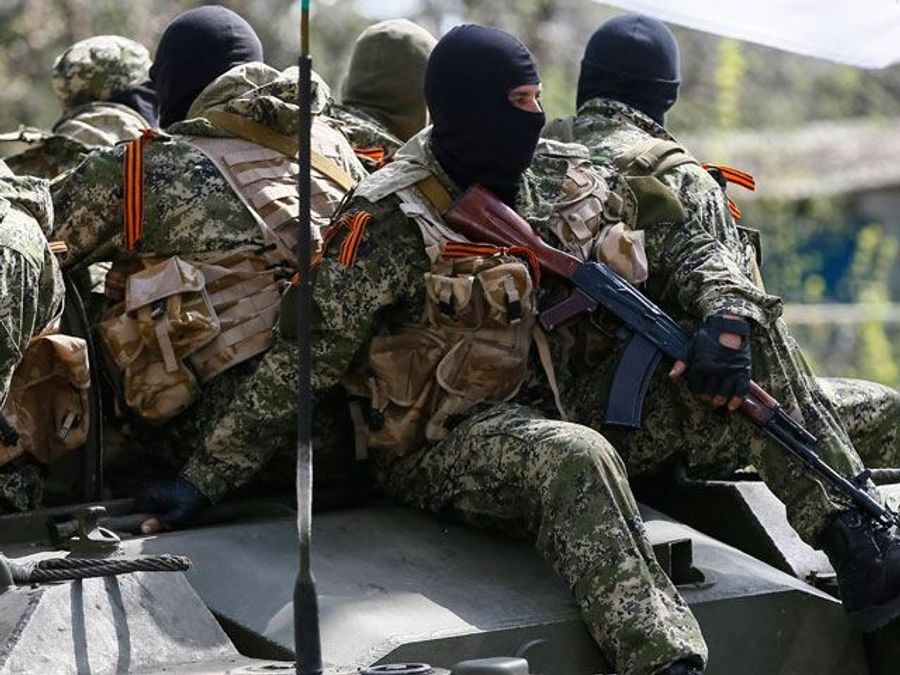 Частина колони бойовиків, яка вторглася з Росії, була зупинена, — Тимчук Частина колони бойовиків, яка вторглася з Росії, була зупинена, — Тимчук