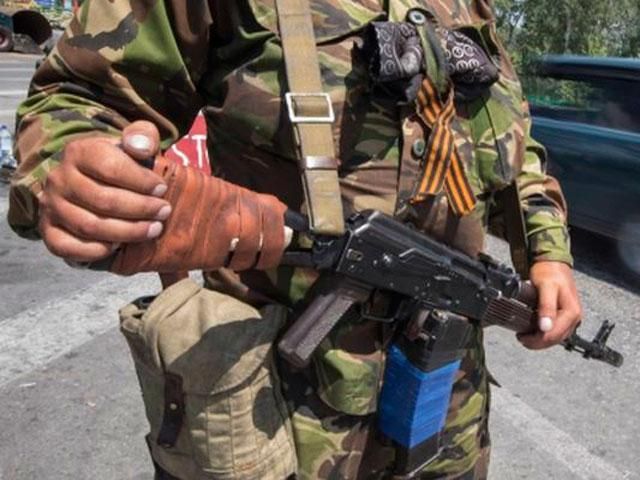 Террористы грабят Донбасс и угрожают людям смертью, — СНБО