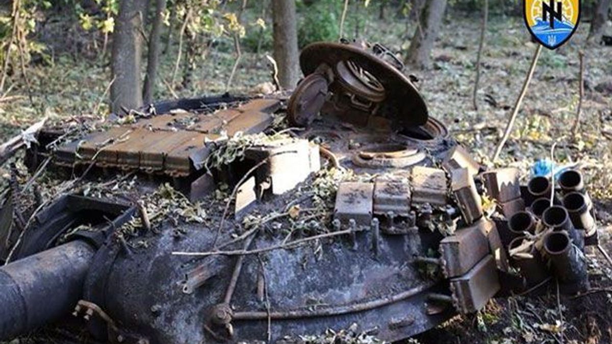 Сили АТО під Новоазовськом підірвали танки бойовиків і захопили двох солдатів РФ Сили АТО під Новоазовськом підірвали танки бойовиків і захопили двох солдатів РФ