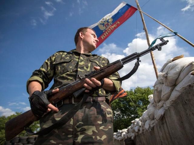 В Маріуполі спільники терористів агітують вступати в “ДНР”