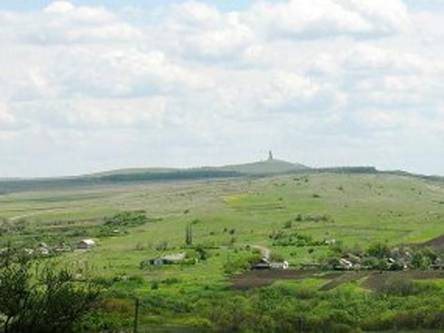 Силы АТО контролируют Саур-Могилу Силы АТО контролируют Саур-Могилу