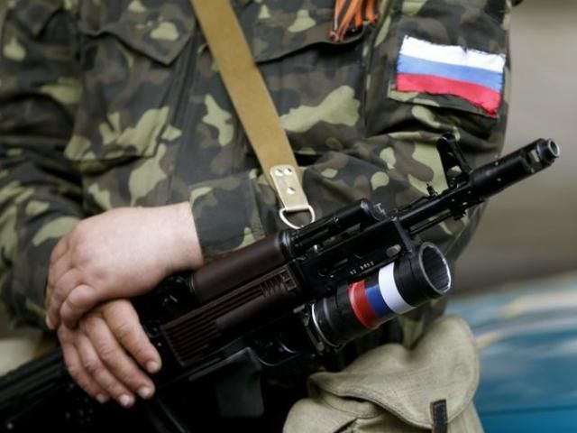 Террористы напали на 2 колонии в Донецкой области, завладели оружием и похитили сотрудников