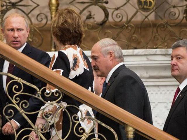 Путін переконаний, що адаптація до стандартів ЄС обійдеться Україні в мільярди євро Путін переконаний, що адаптація до стандартів ЄС обійдеться Україні в мільярди євро