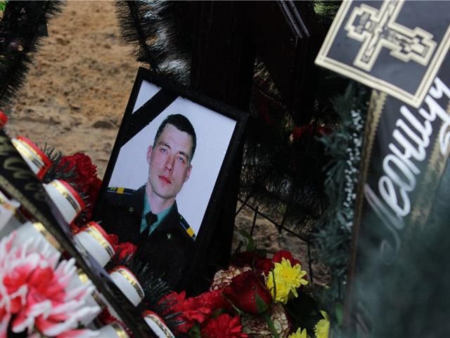 У Росії на кладовищі, де поховані десантники, напали на журналістів