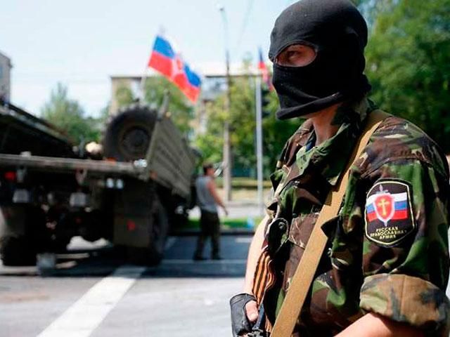 Террористы взяли Старобешево, громят больницу, — батальон "Азов" (Карта)