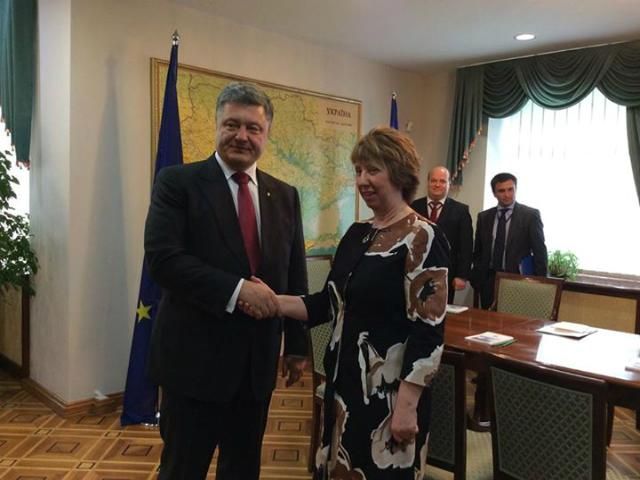 В Минске Порошенко провел 7 встреч в различных форматах В Минске Порошенко провел 7 встреч в различных форматах