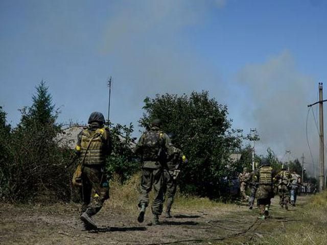 РНБО запевняє, що в Іловайськ прийшла підмога. Семенченко каже — неправда РНБО запевняє, що в Іловайськ прийшла підмога. Семенченко каже — неправда