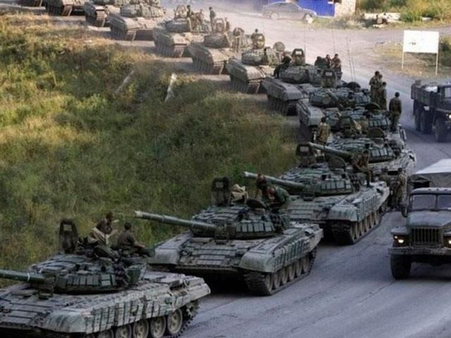 Російські війська ввійшли в Новоазовськ, Путін готує сухопутний доступ до Криму, — NYT