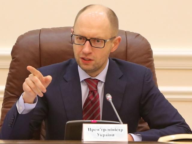 Яценюк закликає Захід скликати термінове засідання Радбезу Яценюк закликає Захід скликати термінове засідання Радбезу