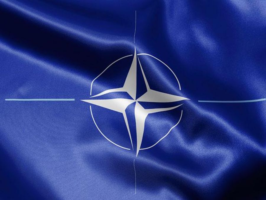 На территории Украины — более тысячи российских военных, — НАТО На территории Украины — более тысячи российских военных, — НАТО