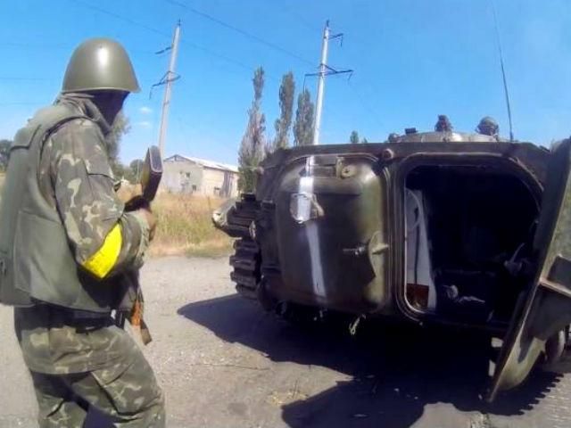 Обнародовано видео штурма блокпоста сепаратистов в Иловайске