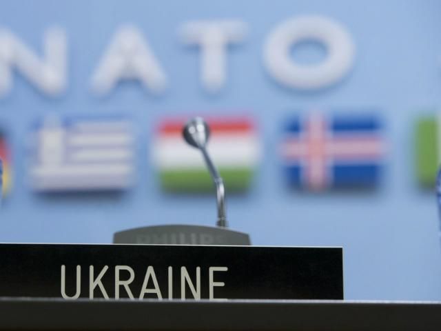 В п'ятницю НАТО проведе екстрене засідання 