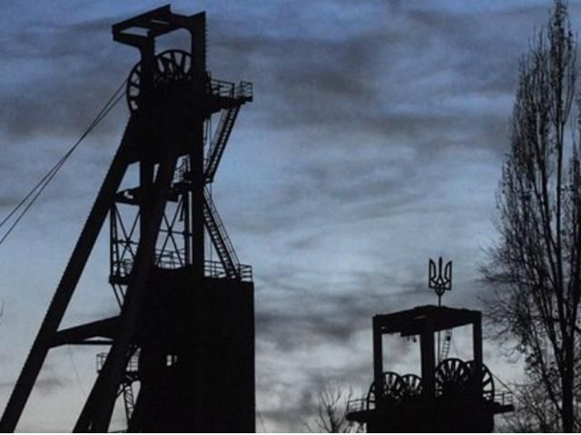 41 гірник залишається заблокованим на шахті Засядька 41 гірник залишається заблокованим на шахті Засядька