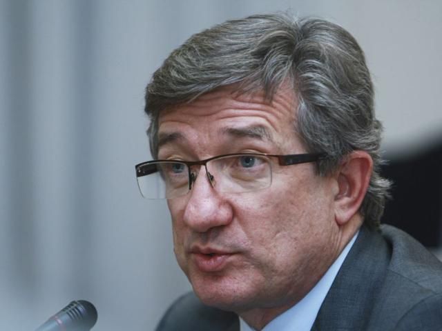 Тарута пообіцяв допомогти маріупольцям організувати батальйон захисників міста Тарута пообіцяв допомогти маріупольцям організувати батальйон захисників міста