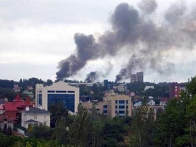 У Донецьку залишається напружена ситуація, обстріляно селище Калінкіно У Донецьку залишається напружена ситуація, обстріляно селище Калінкіно