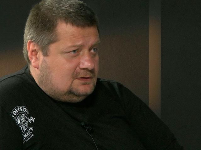 Депутат від Ляшка вимагає зняти з розгляду всі земельні питання Депутат від Ляшка вимагає зняти з розгляду всі земельні питання